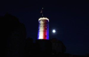 Bielefeld für Anfänger Die Sparrenburg in Bielefeld bei Nacht